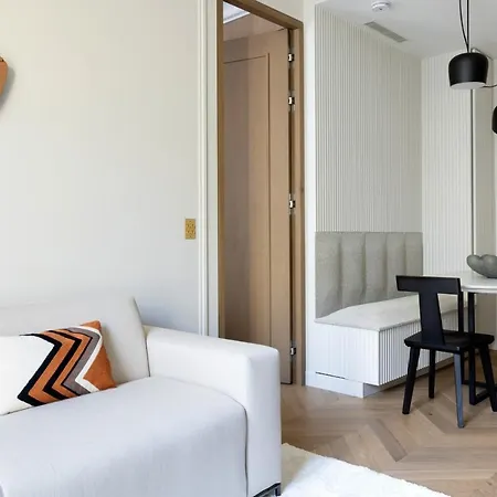 Splendid 1bed Located In The Marais Area With High-end Services Apartment *